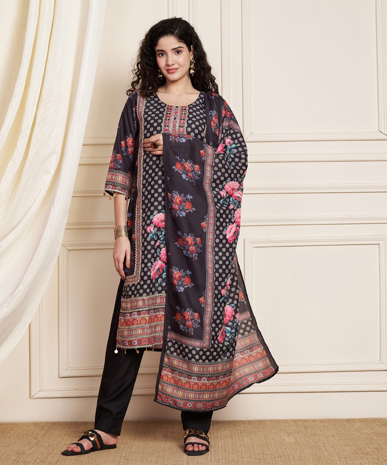 Elegant Black Floral Printed Kurta Set with Dupatta