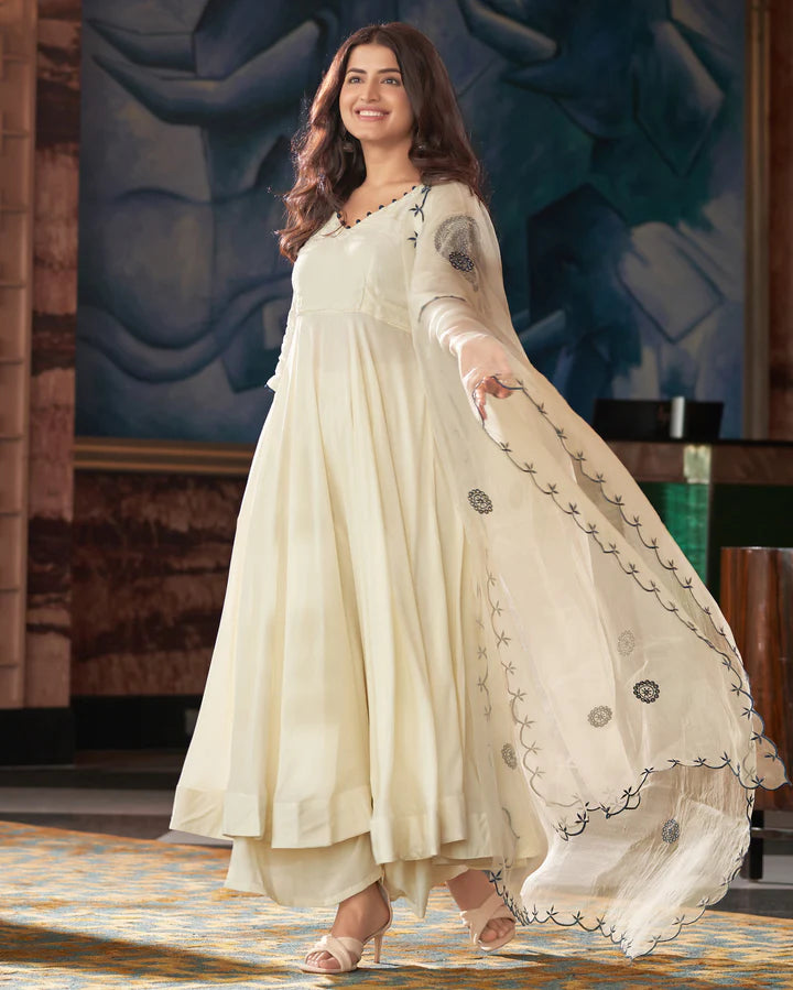 Elegant Off-White Anarkali Kurta Set with Embroidered Dupatta