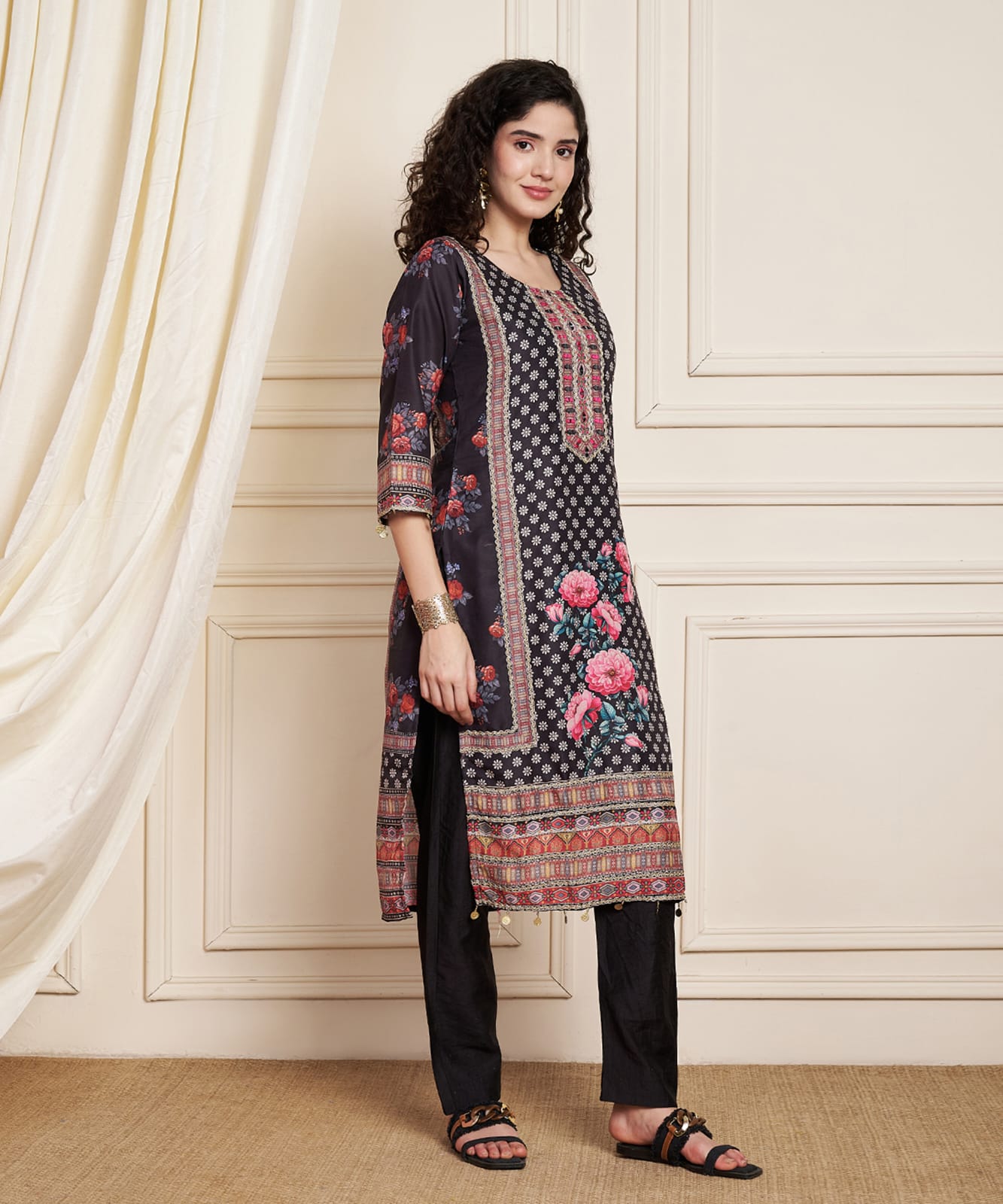 Elegant Black Floral Printed Kurta Set with Dupatta