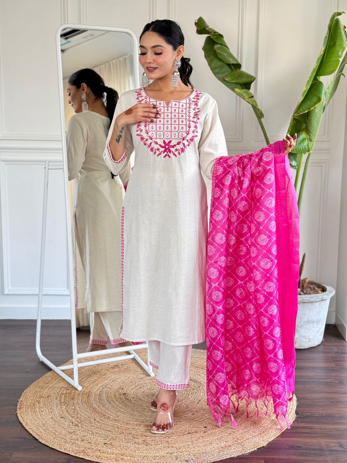 Elegant Ethnic Ensemble for Women