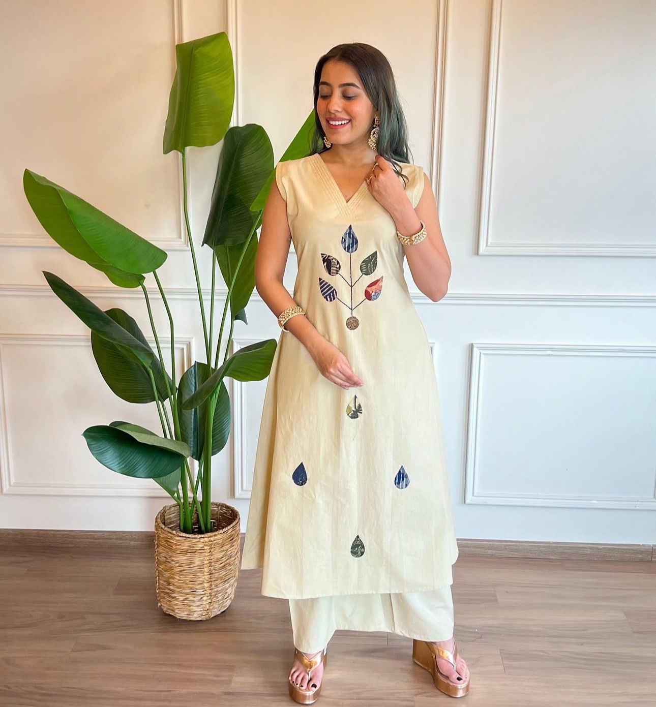 Mustard Sleeveless Kurta Set with Leaf Appliqué – Earthy Elegance