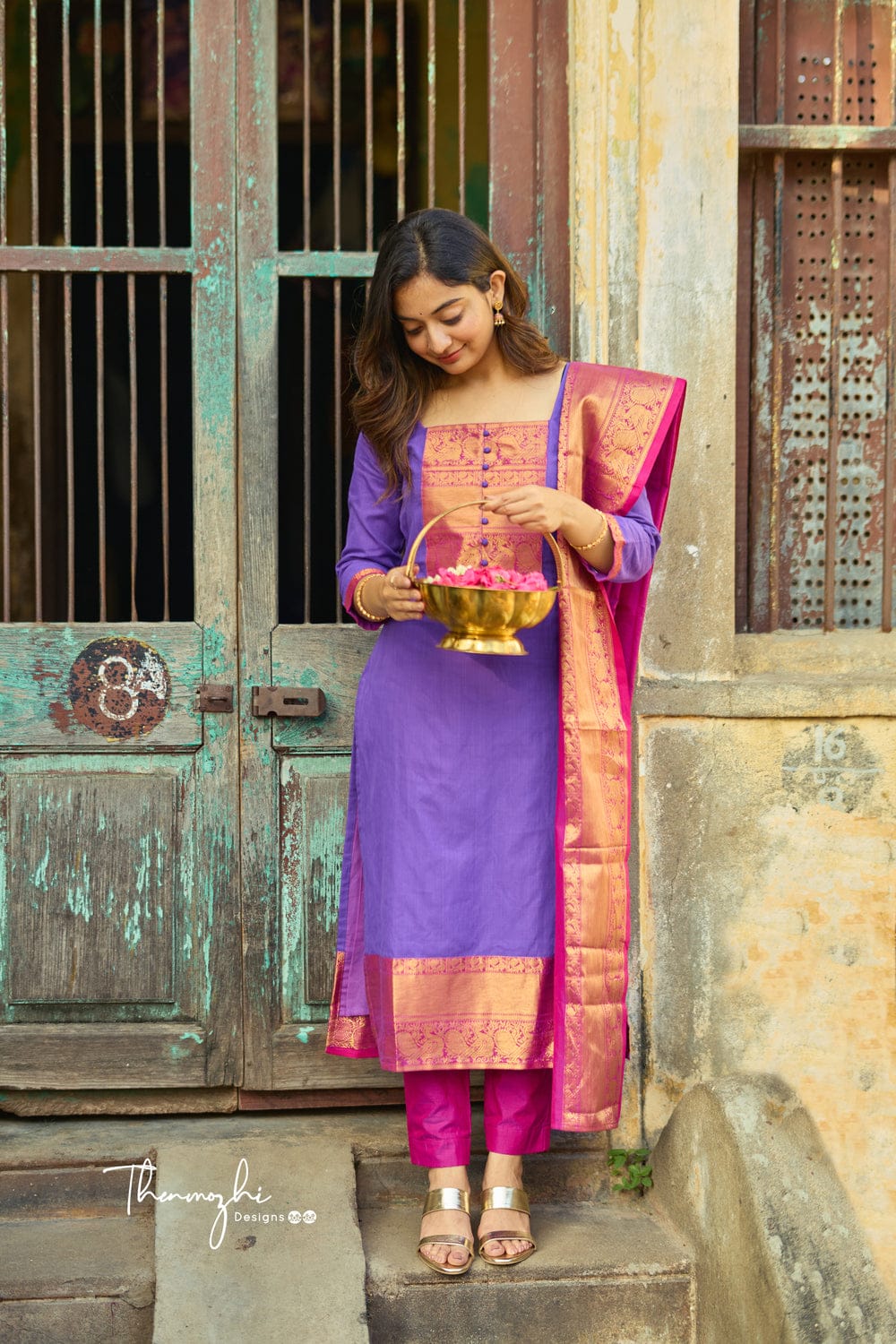 Jacquard Peacock Design Suit Set