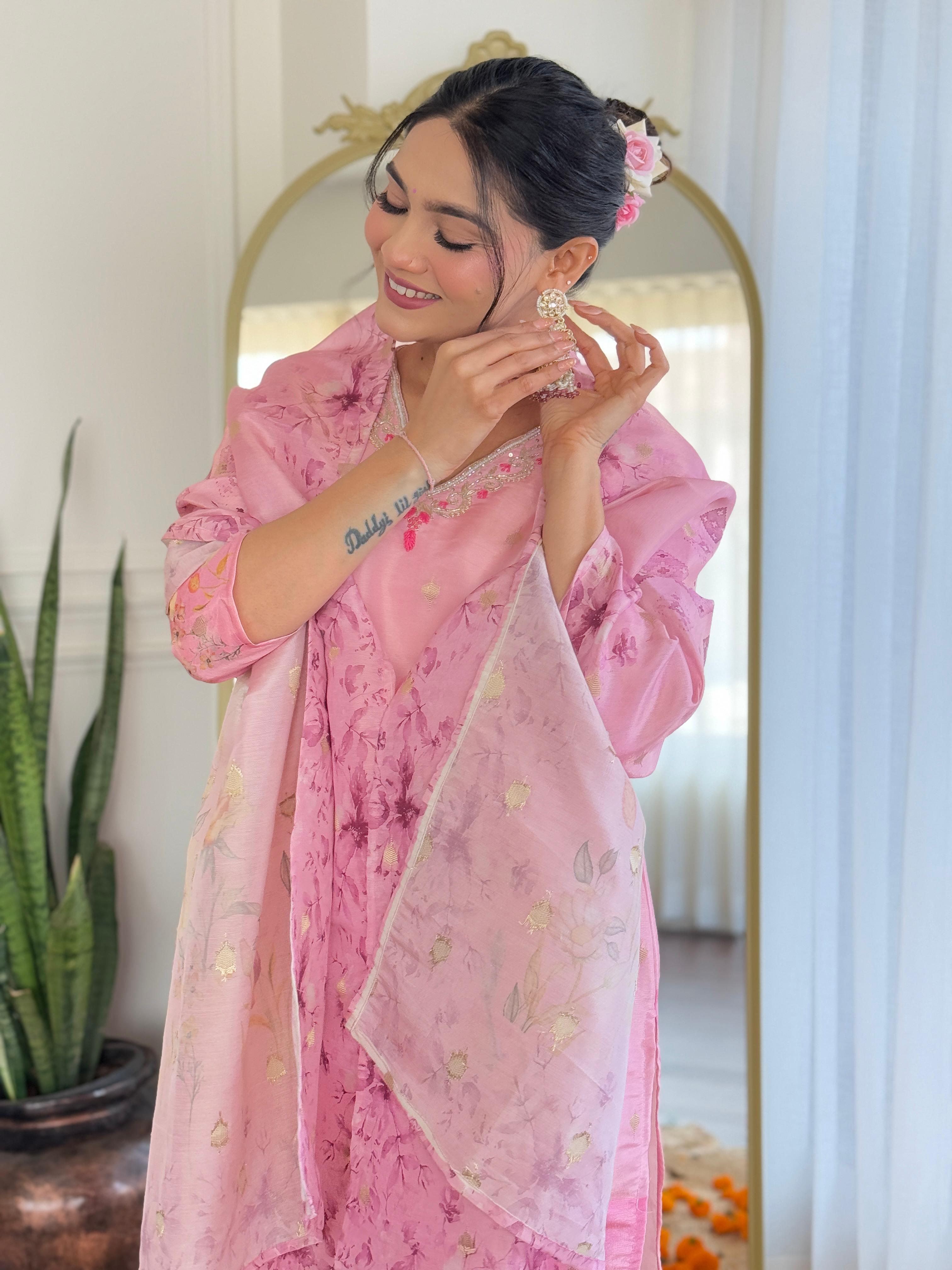 Blush Pink Floral Embroidered Suit Set with Organza Dupatta – Festive Bloom