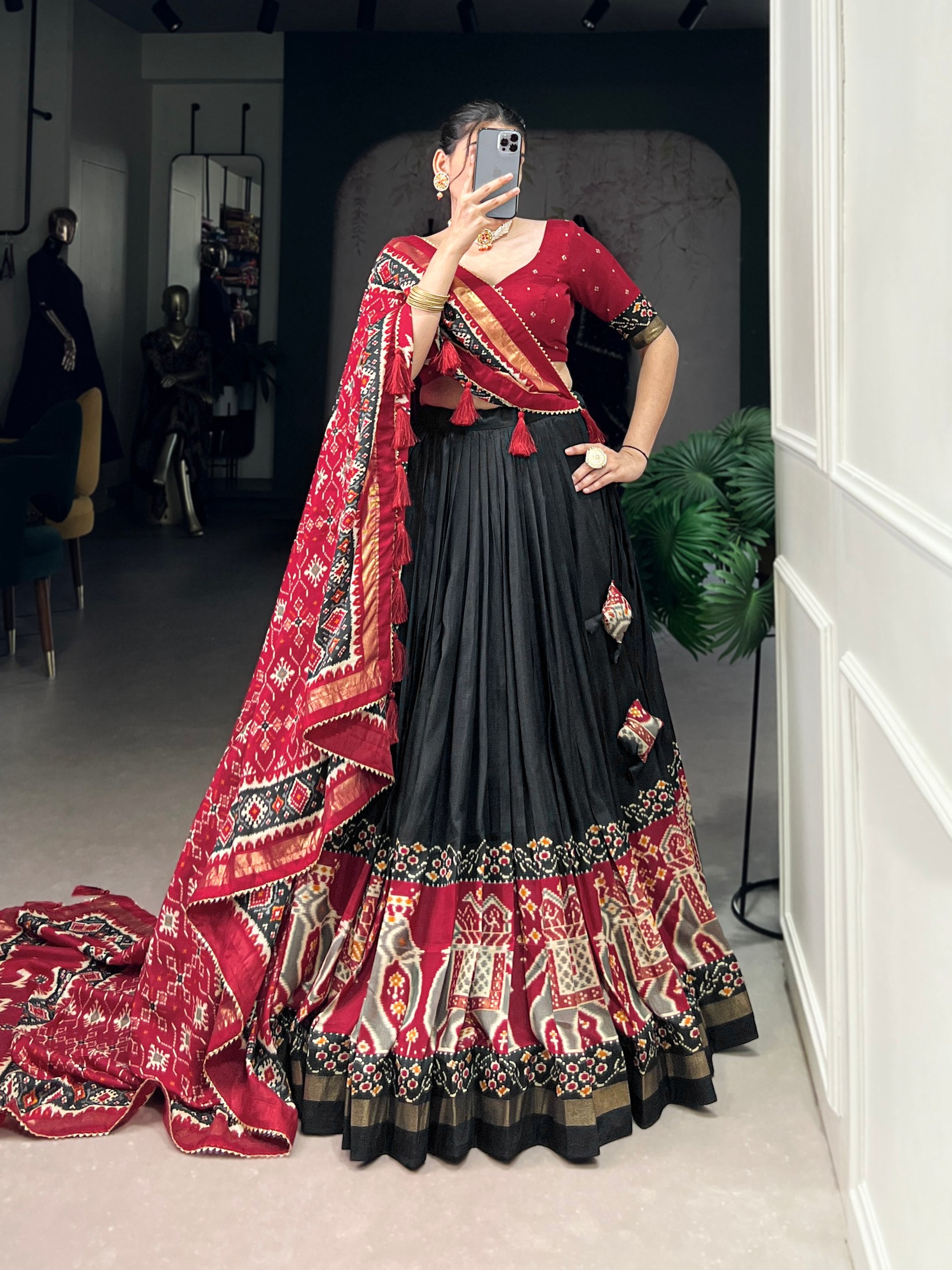 Patola Design Traditional Lehenga Choli with Dupatta