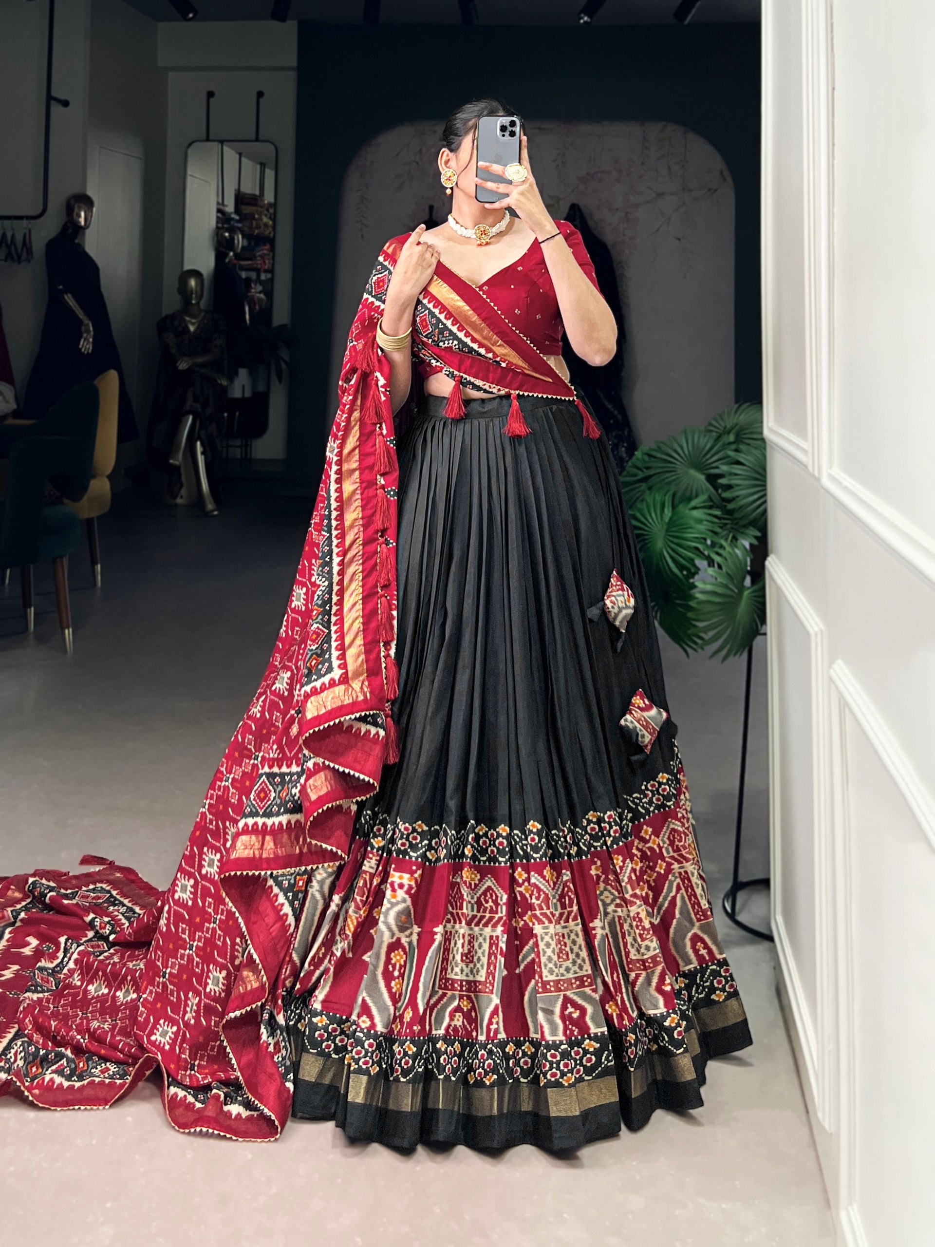 Patola Design Traditional Lehenga Choli with Dupatta
