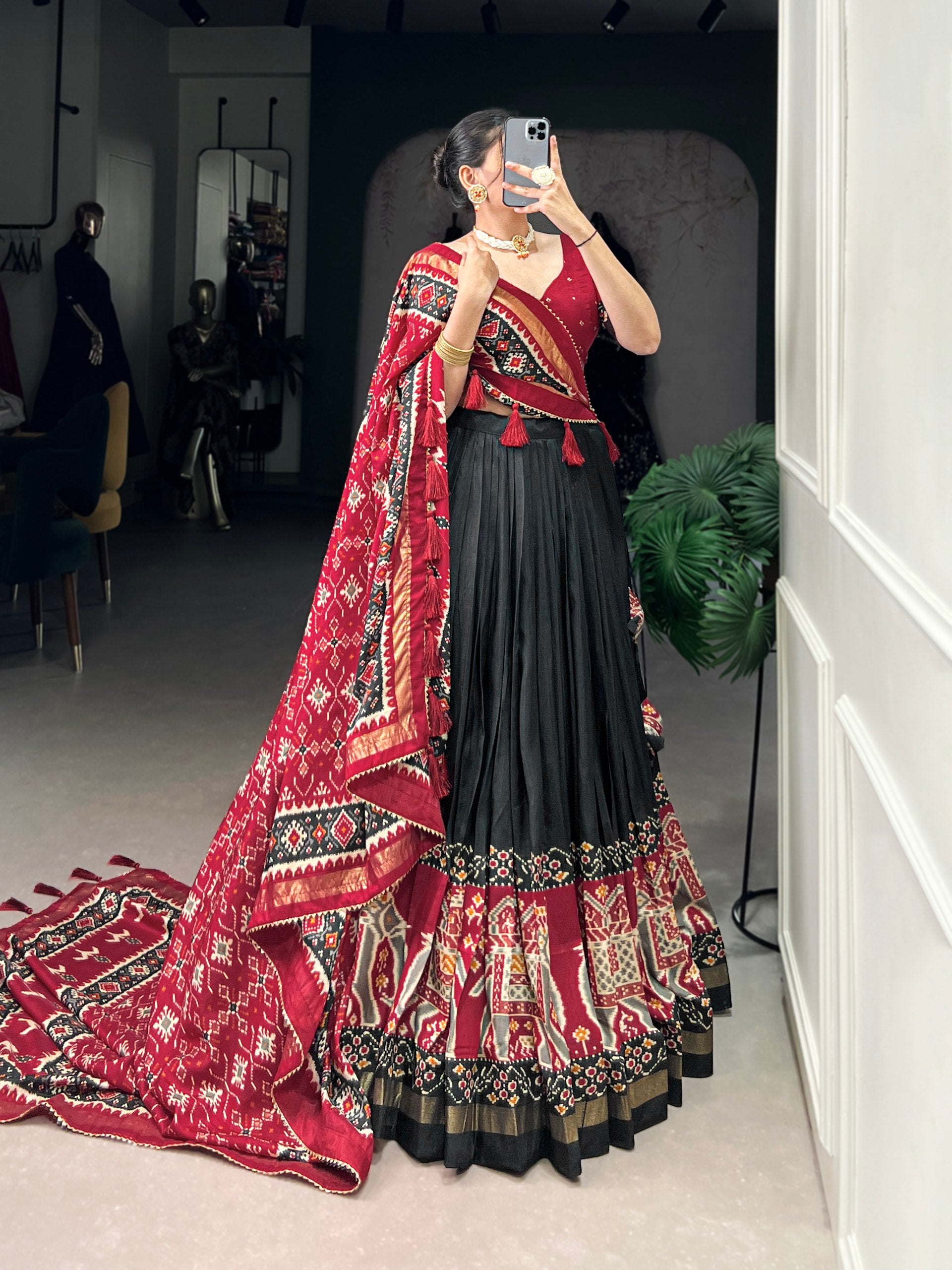 Patola Design Traditional Lehenga Choli with Dupatta